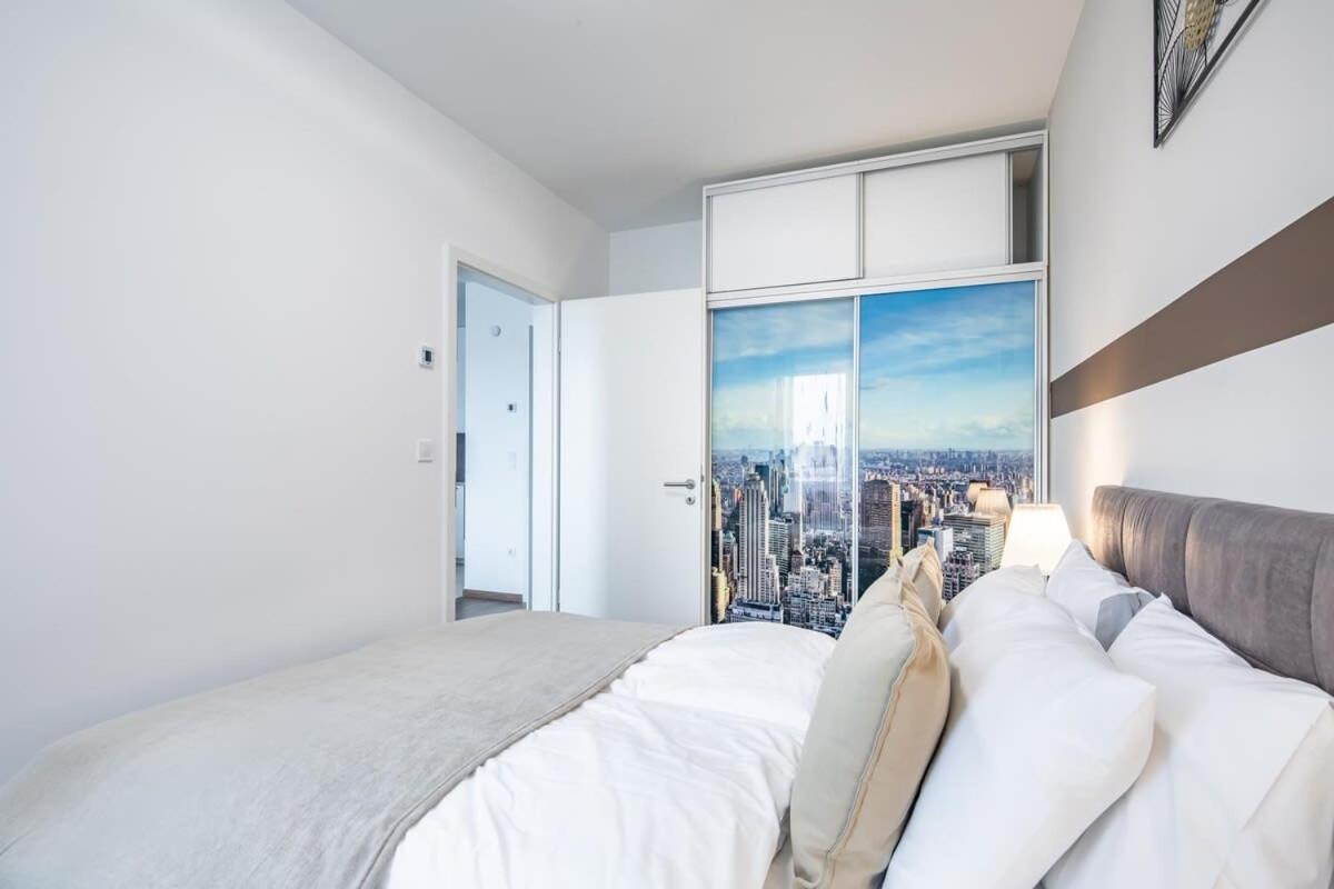 Central - New - Cozy Stay บูดาเปสต์ ภายนอก รูปภาพ