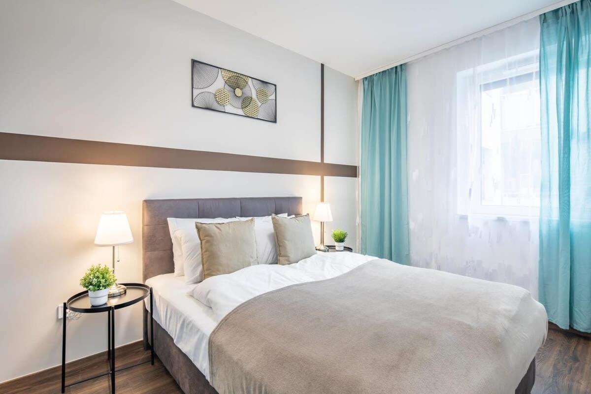 Central - New - Cozy Stay บูดาเปสต์ ภายนอก รูปภาพ