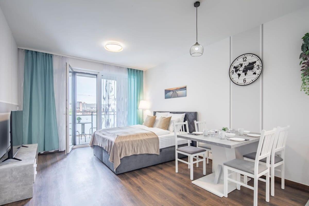 Central - New - Cozy Stay บูดาเปสต์ ภายนอก รูปภาพ