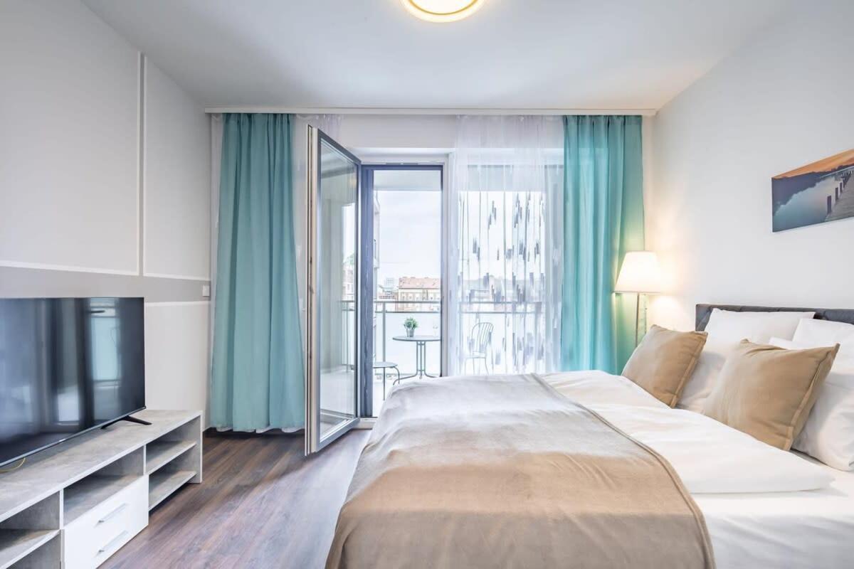 Central - New - Cozy Stay บูดาเปสต์ ภายนอก รูปภาพ